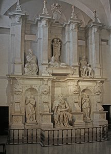 Tomb of Julius II, 1515 (marble)